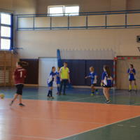 Zdjęcie ilustracyjne wiadomości: Mistrzostwa Gminy Chełmiec  w halowej piłce nożnej  Gimnazjów dziewcząt #2